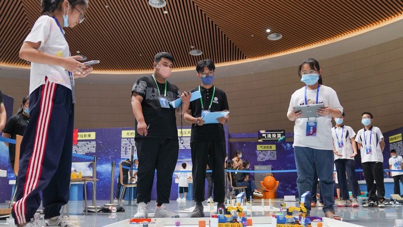 知识图谱与图数据库：协同构建智能世界的基石
